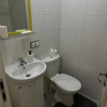 Free Parking Airport Nearby Apartament *